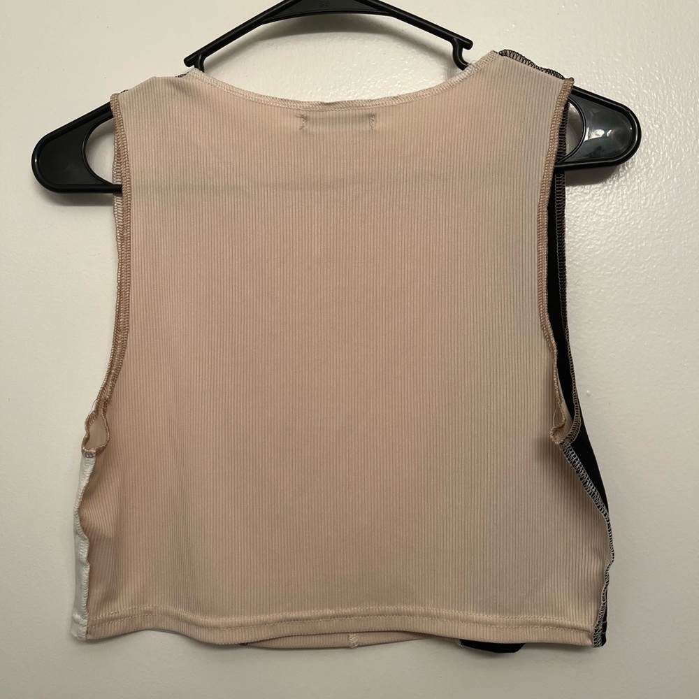 Multi Tone Ribbed Cropped Tank - Picture 4 of 4